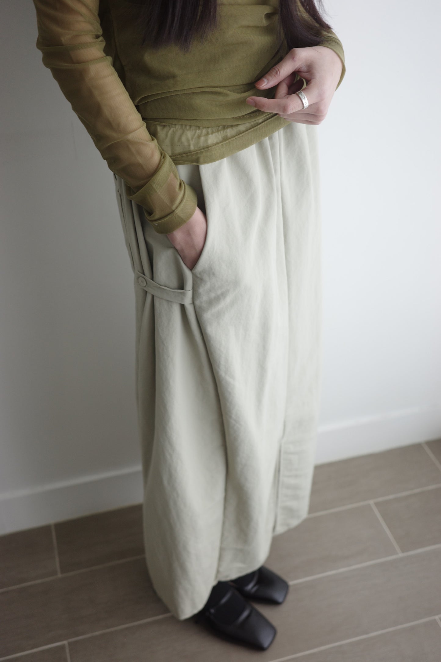 Buckle Long Skirt