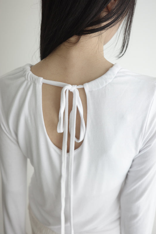 Back String Slit Tee