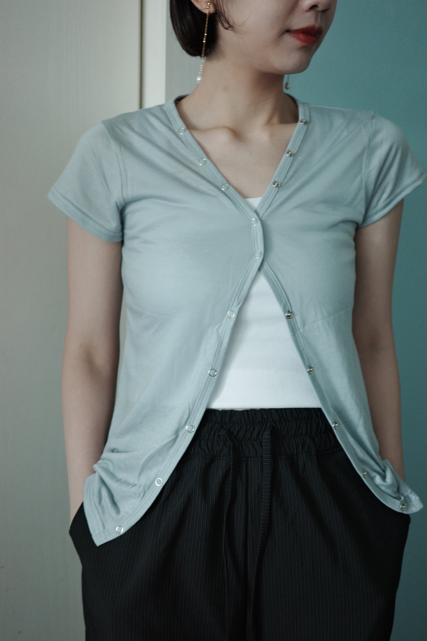 Single-Breasted Buttoned Tee