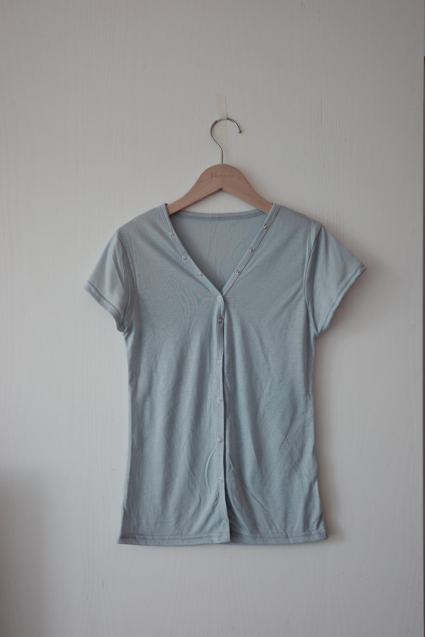 Single-Breasted Buttoned Tee